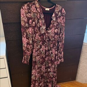 Wilfred (Aritzia) Burgundy and Pink Floral Long Sleeve Dress